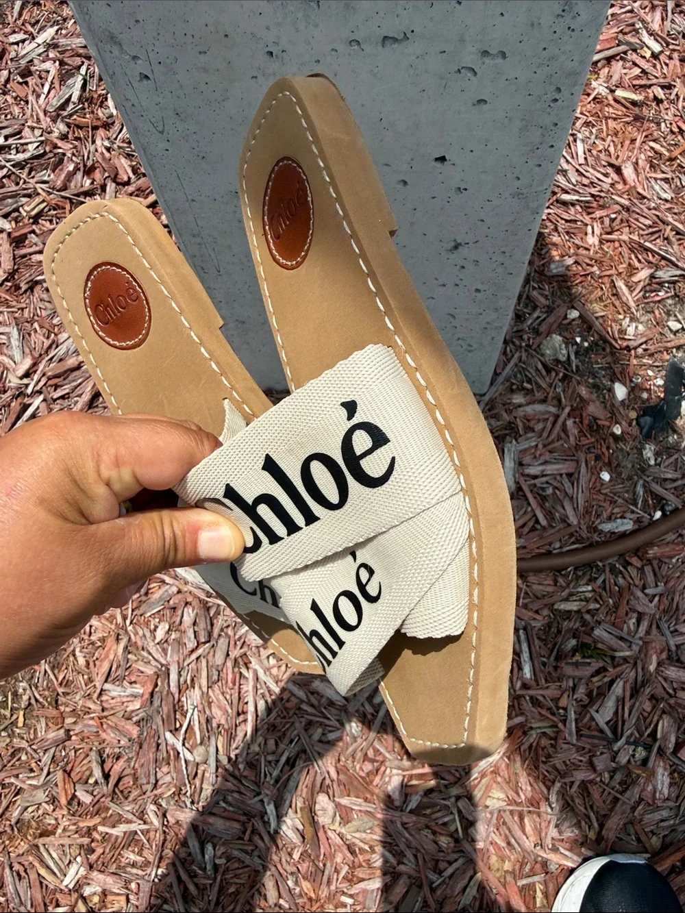 Chloé Cream Logo Ribbon Slide Sandals